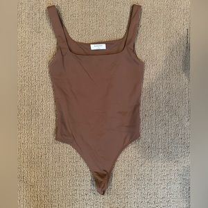Aritzia Babaton Contour Squareneck Bodysuit